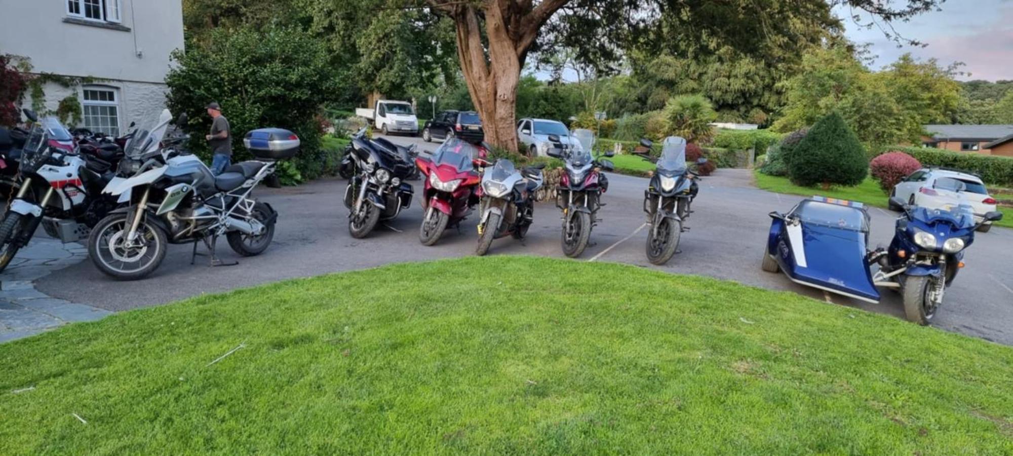 Great Trethew Manor Hotel & Self Catering Lodges Liskeard Buitenkant foto