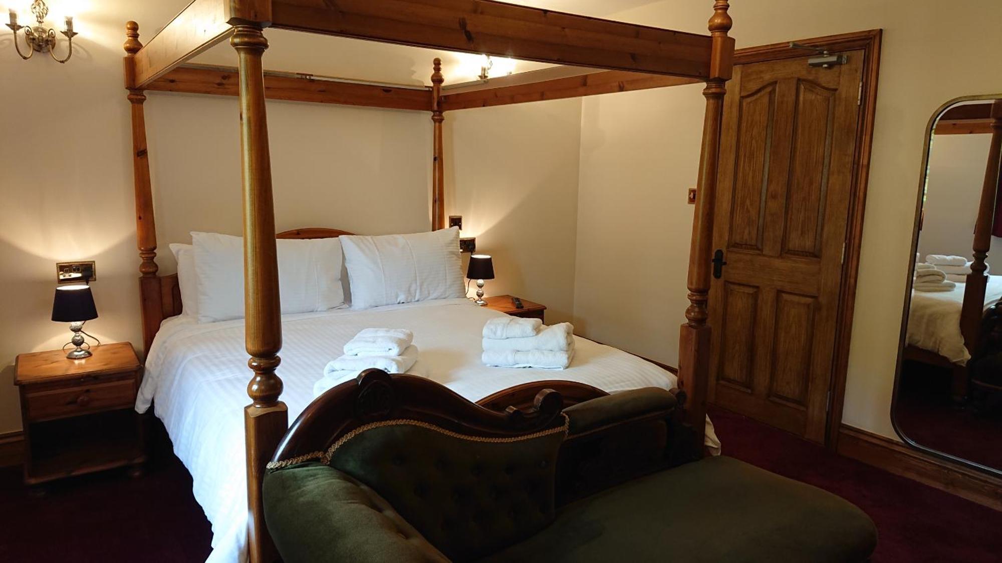 Great Trethew Manor Hotel & Self Catering Lodges Liskeard Buitenkant foto